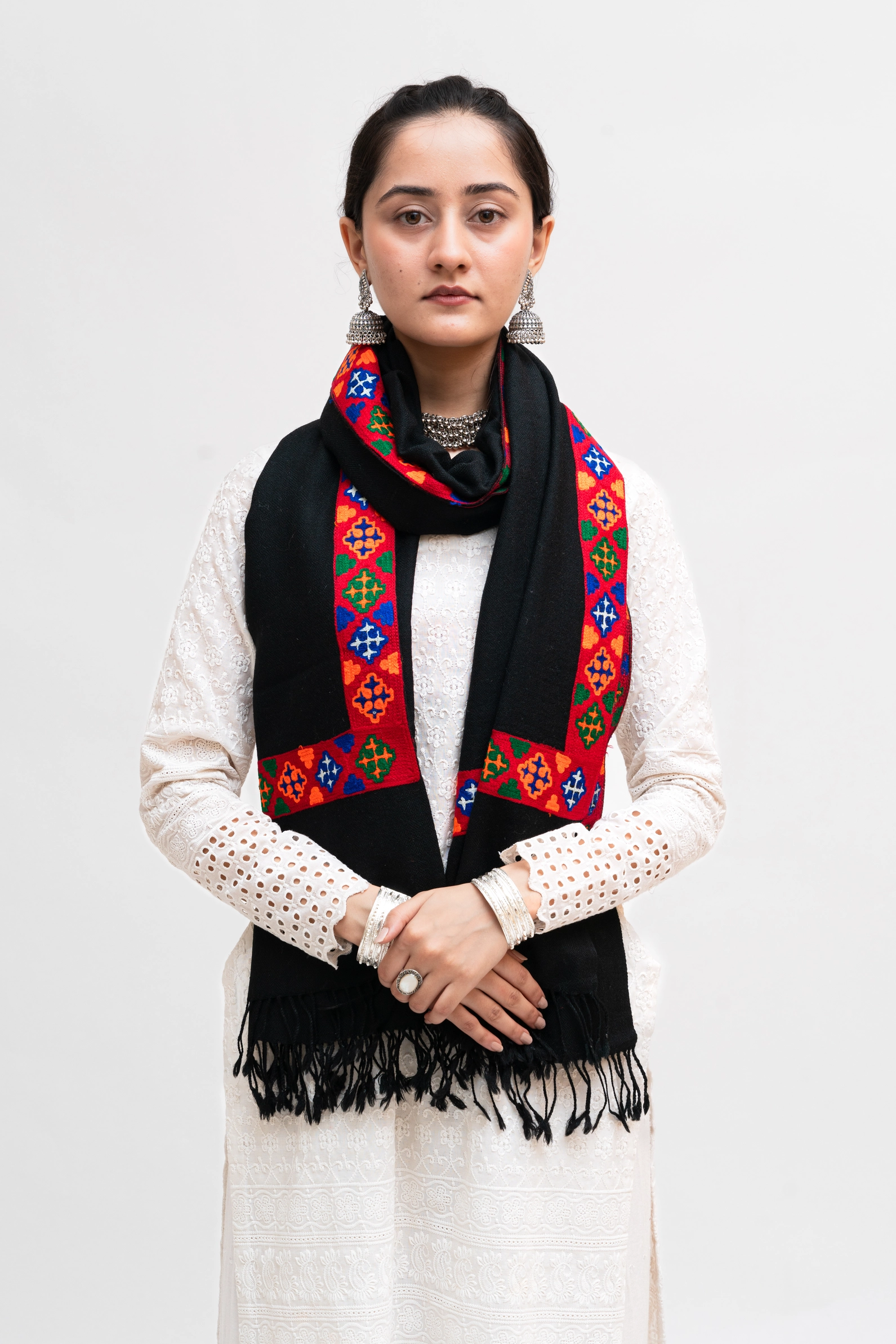 Kinauri Style Stole With Embroidery