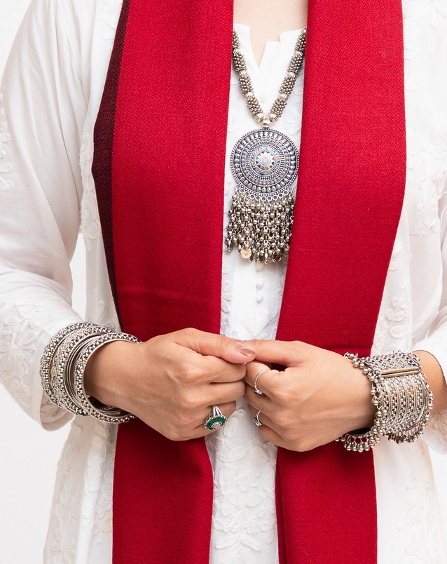 Single Patti Chasam Design Stole - Image 7