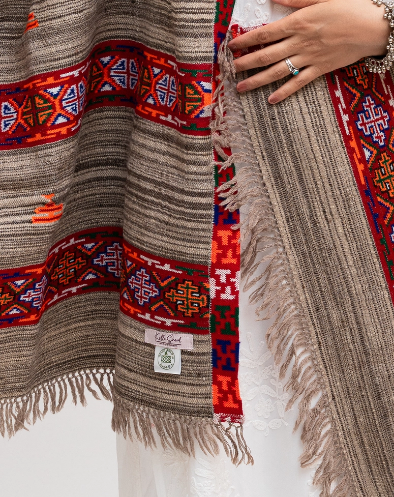 3 Patti Kinauri Yakwool Stole With Extra Border - Image 2
