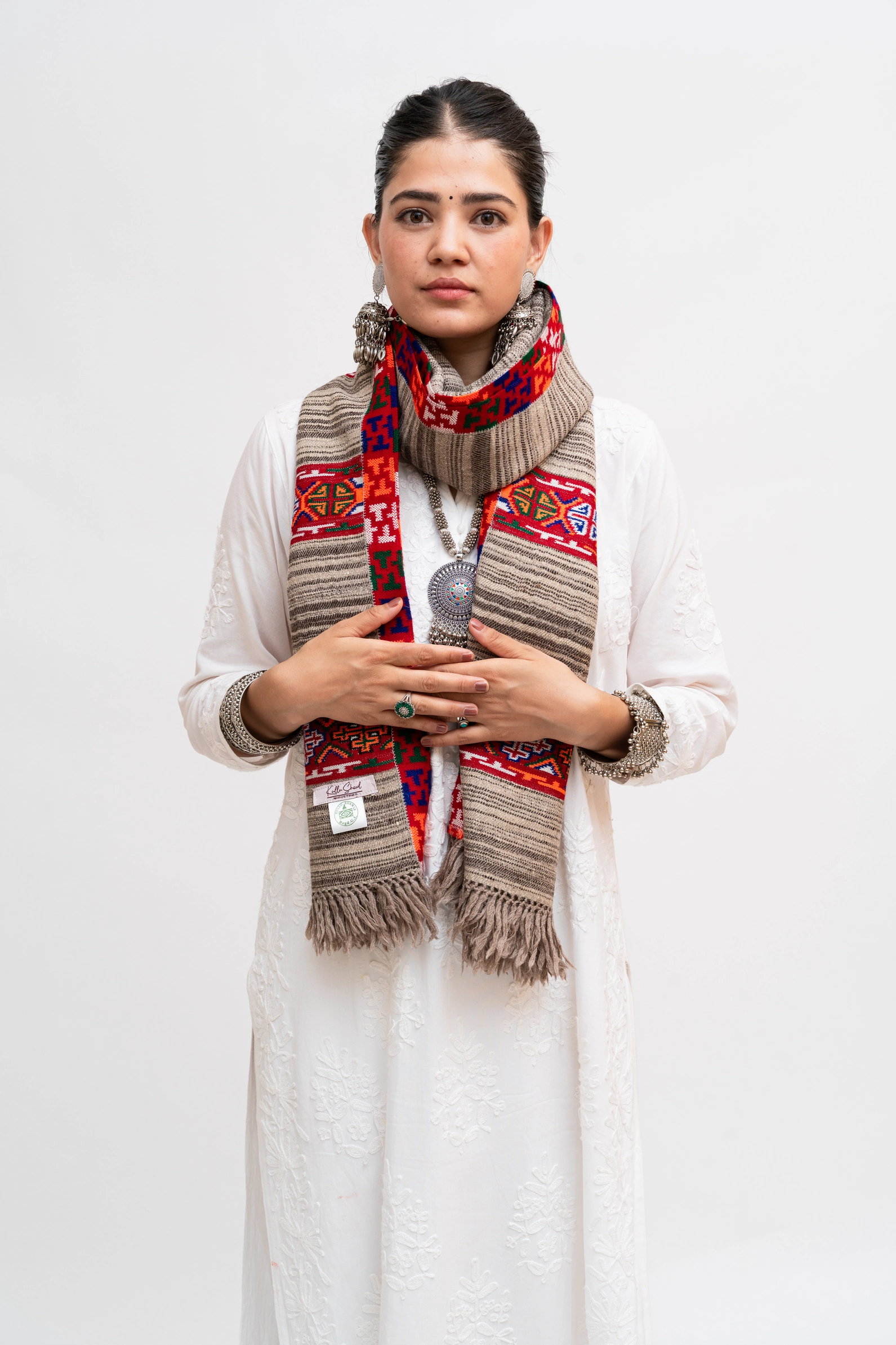 3 Patti Kinauri Yakwool Stole With Extra Border - Image 5