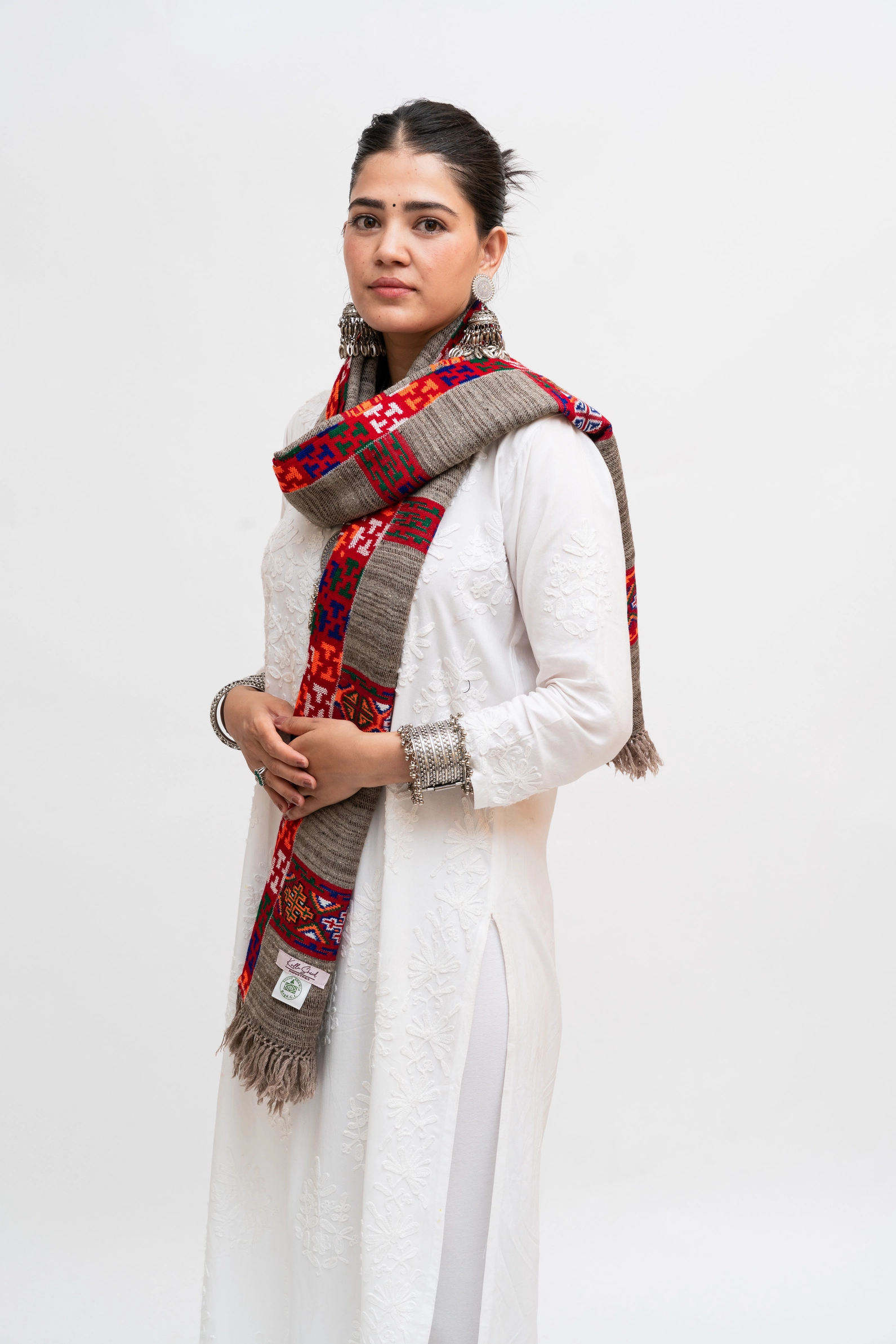 3 Patti Kinauri Yakwool Stole With Extra Border - Image 7