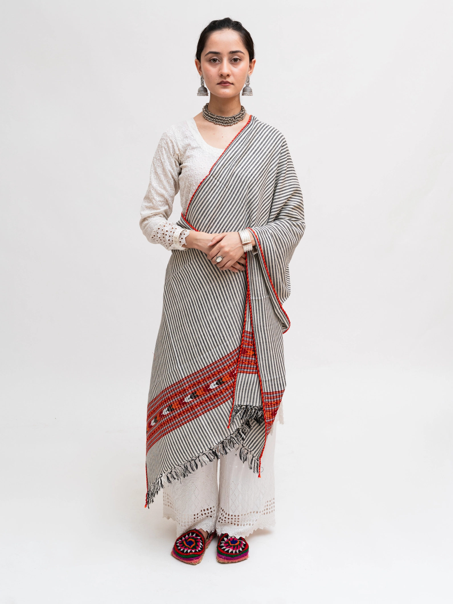 Single Patti Kingri Stole With Stripes - Image 3