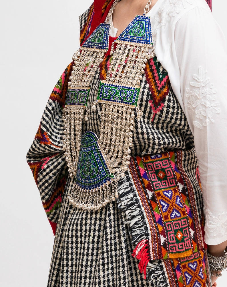 Traditional Kullvi Pattu - Image 17