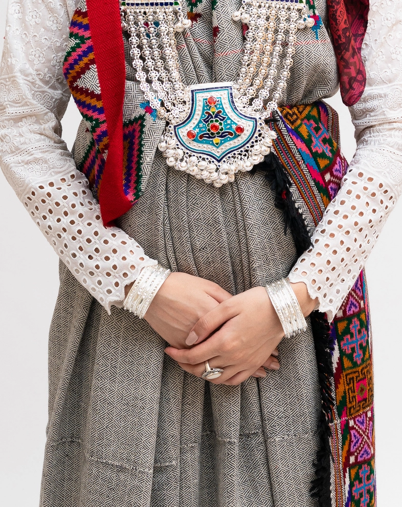 Traditional Kullvi Pattu - Image 14