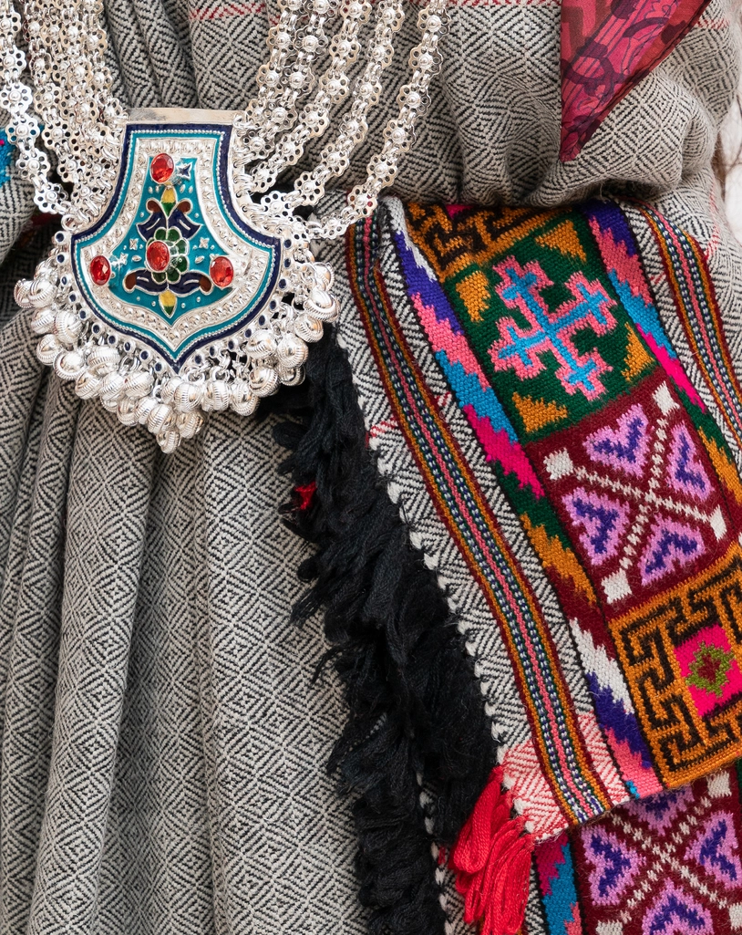 Traditional Kullvi Pattu - Image 15