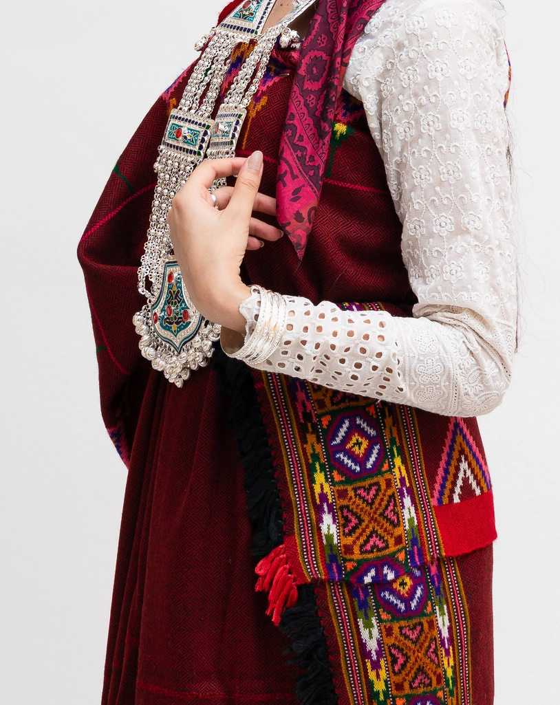 Traditional Kullvi Pattu - Image 7