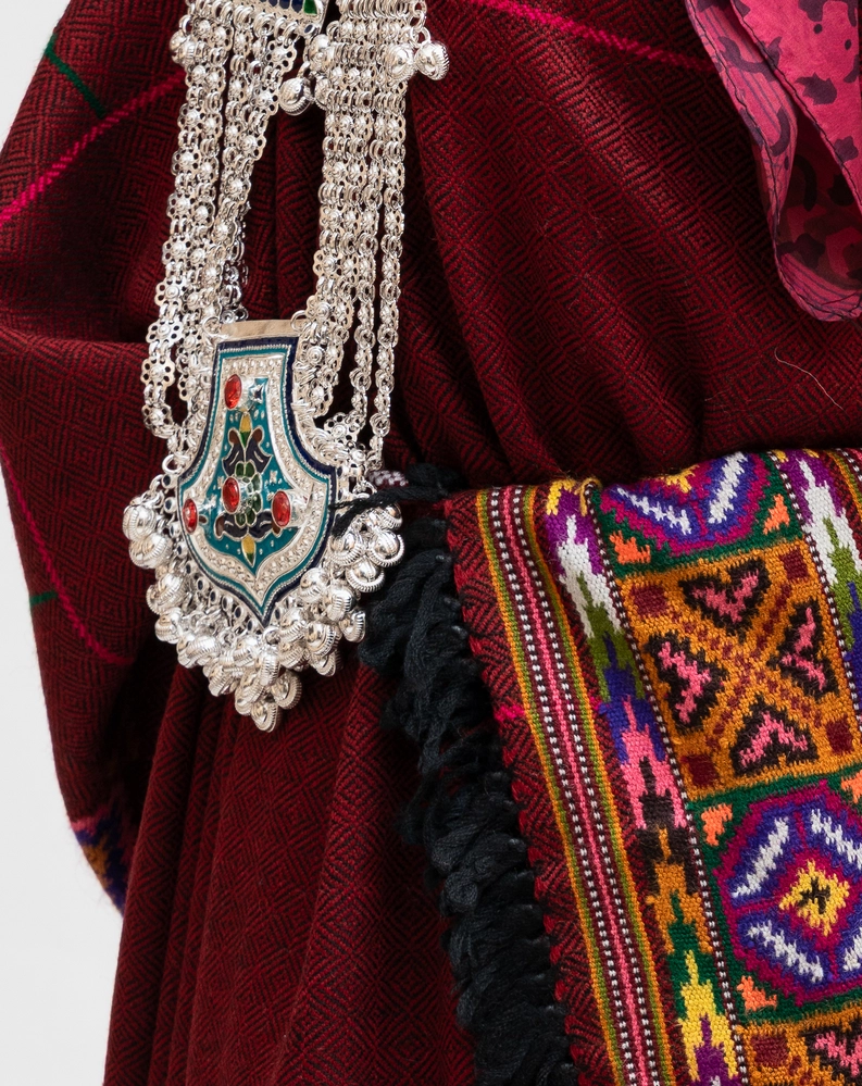 Traditional Kullvi Pattu - Image 10