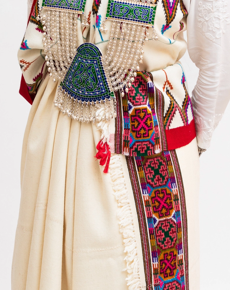 Traditional Kullvi Pattu - Image 2